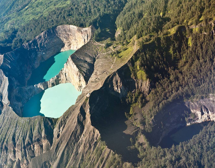 Kelimutu Volcano